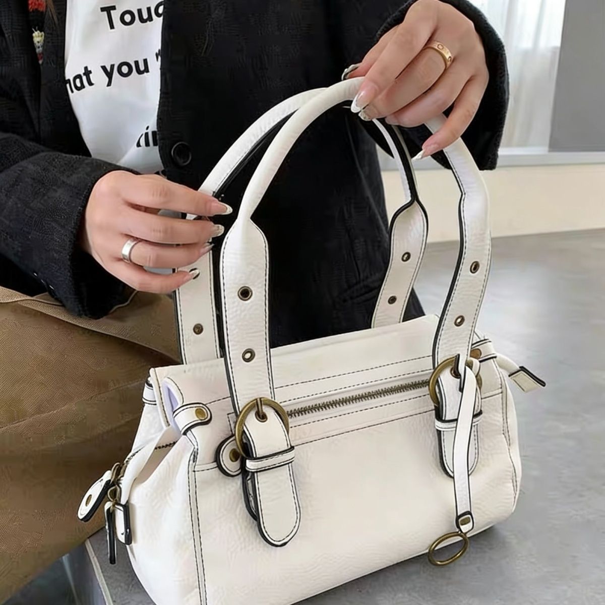Fashion Locomotive Style Female Light Luxury Minority Senior Bags