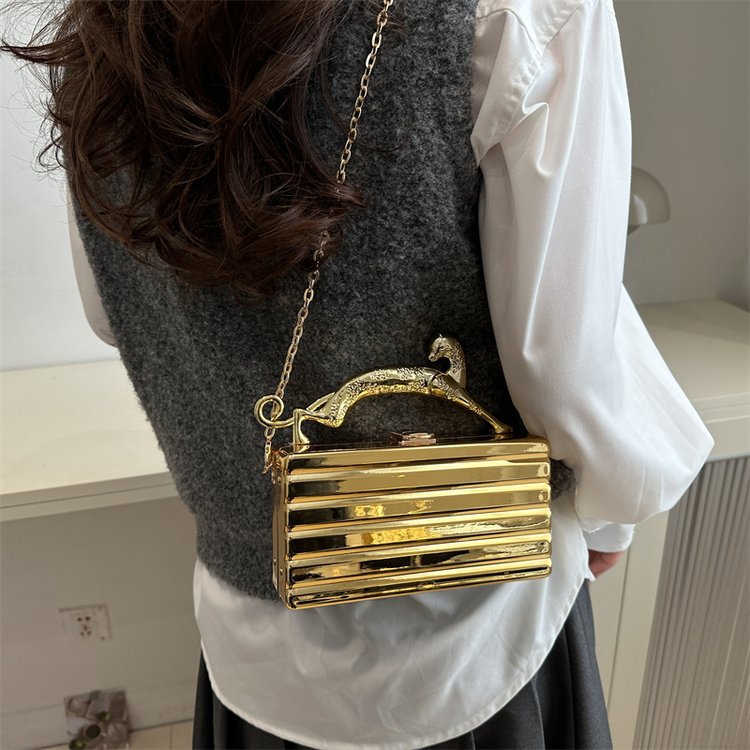 Women's Acrylic Fashion Ice Crack Personality Tide Dinner Bag