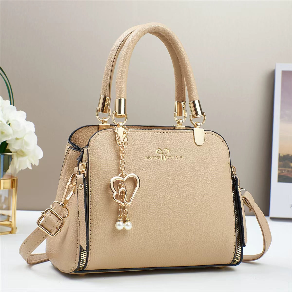 Charming Versatile Women's Summer Elegant Fashion Women's Handbag
