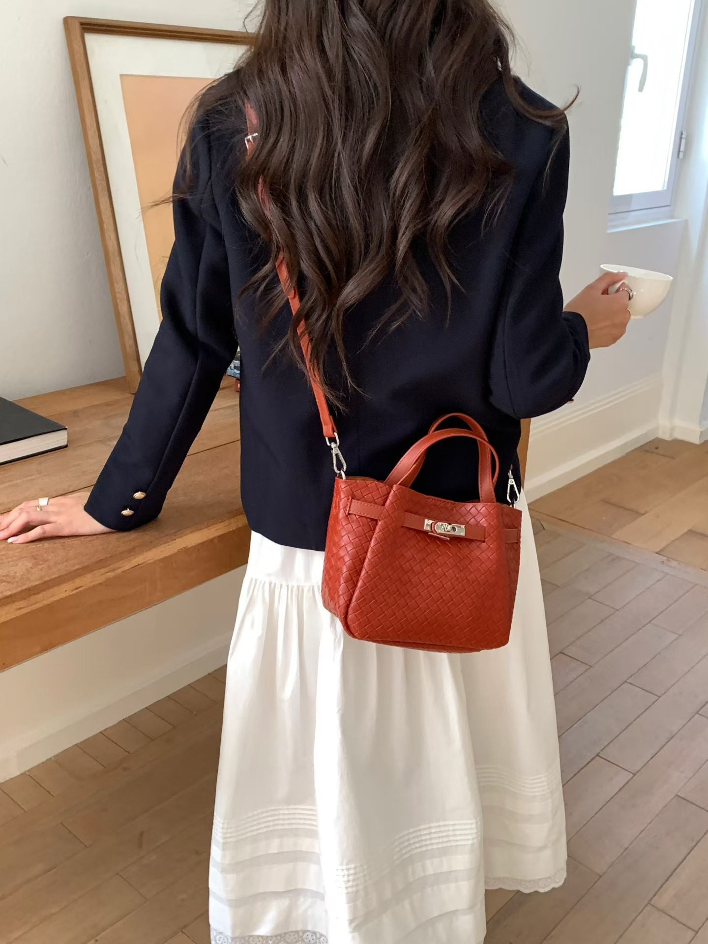 Women's Vintage Woven Pattern Hand Carrying Fashion Women's Handbag