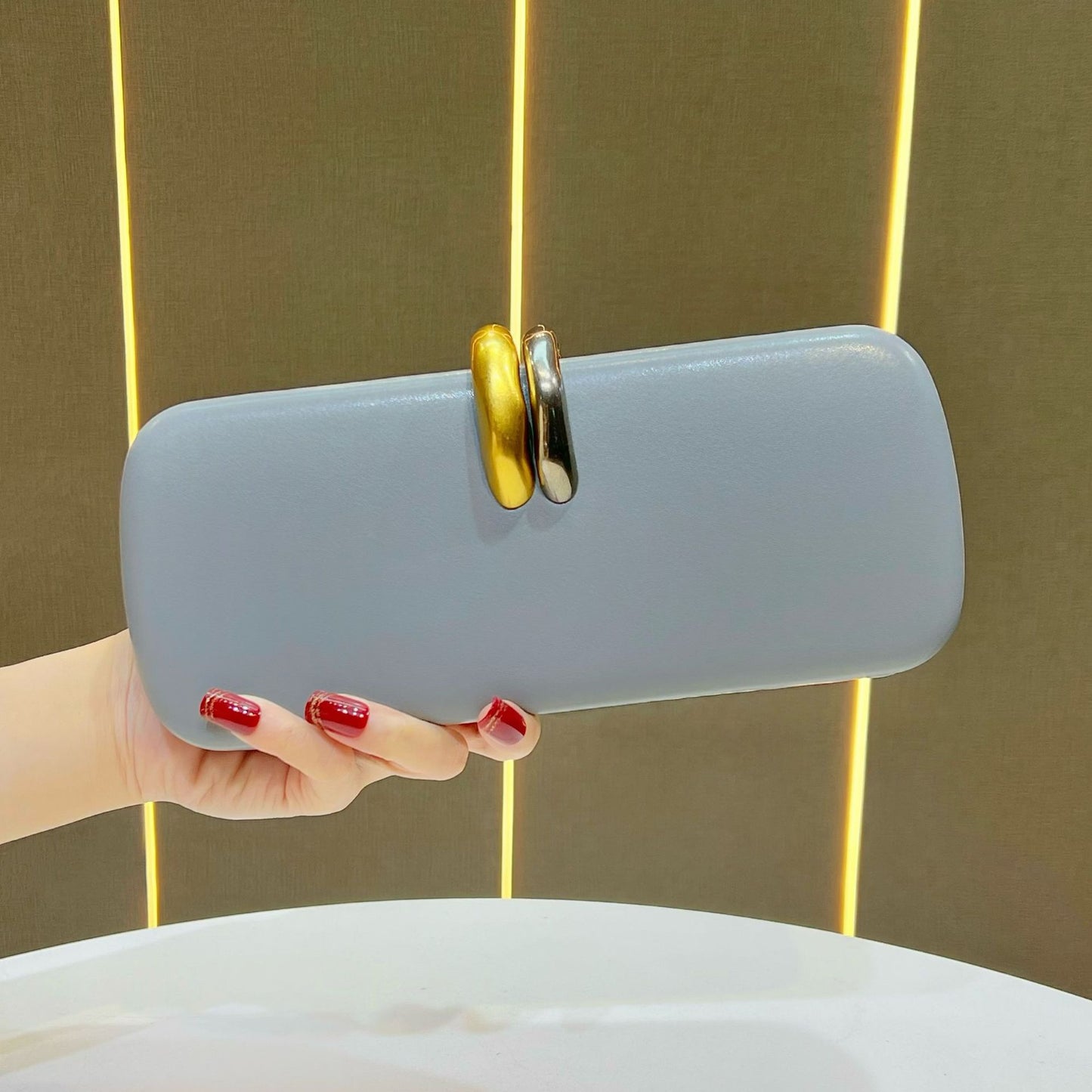 Women's Fashion Chain Clutch Party High-grade Handbags