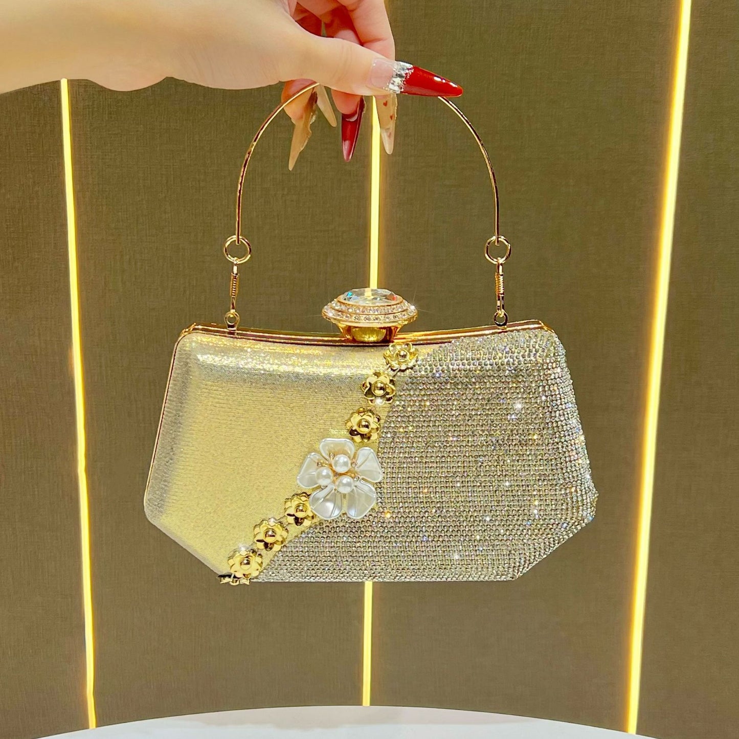 Clutch Niche Flower Rhinestone Banquet Light Dinner Bag