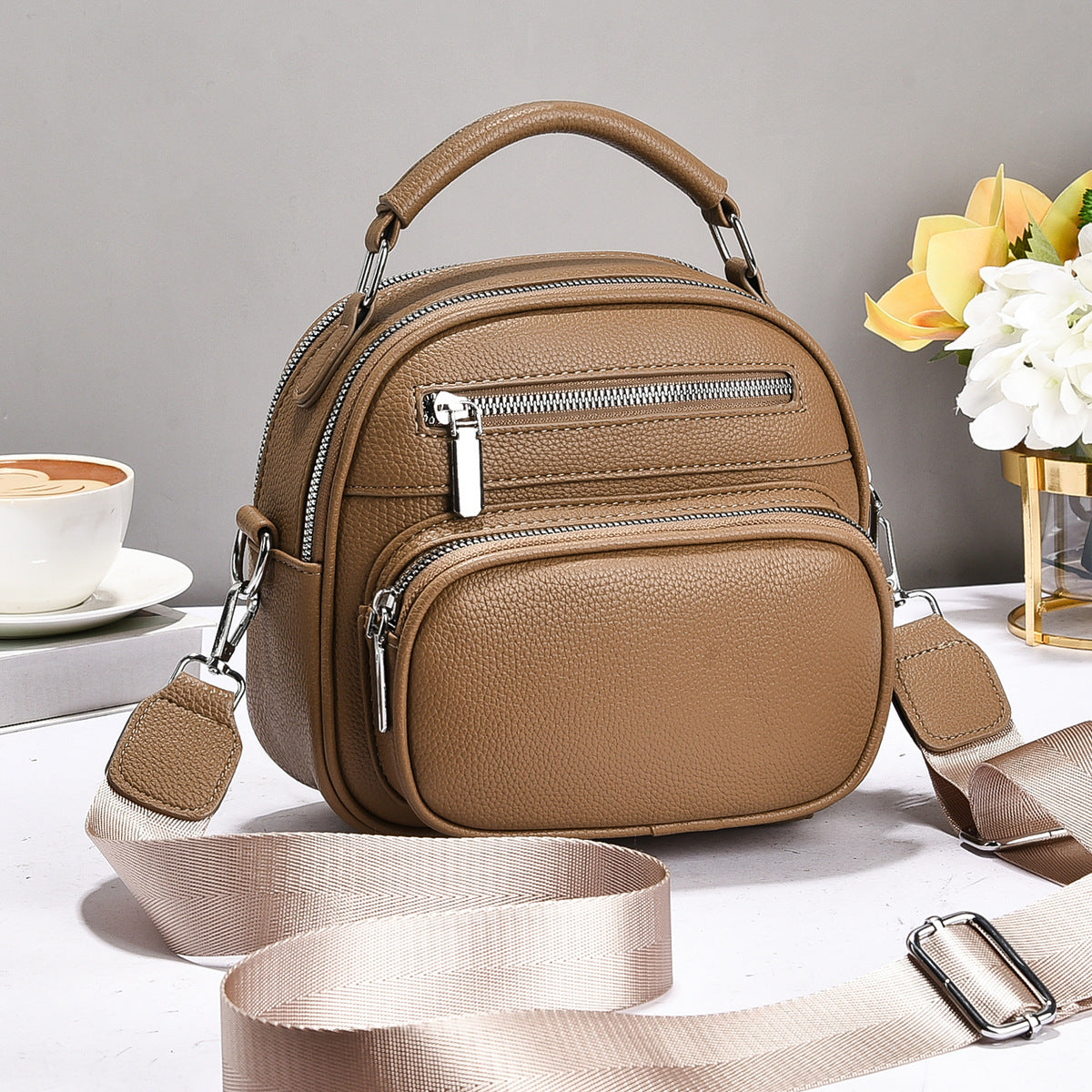 Women's Large Capacity Fashion Trendy Commute Bags