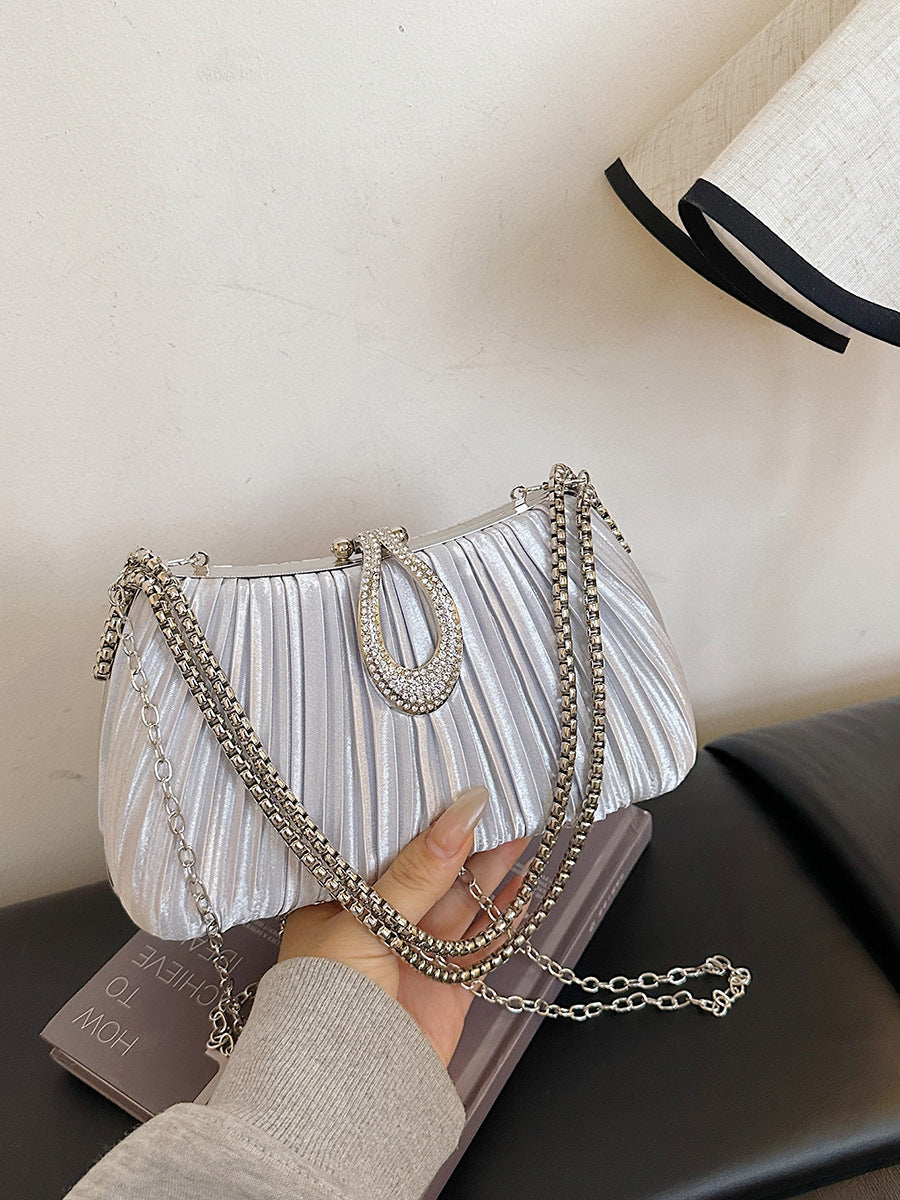 Exquisite Chain Fashionable High-grade Western Style Women's Messenger Bag