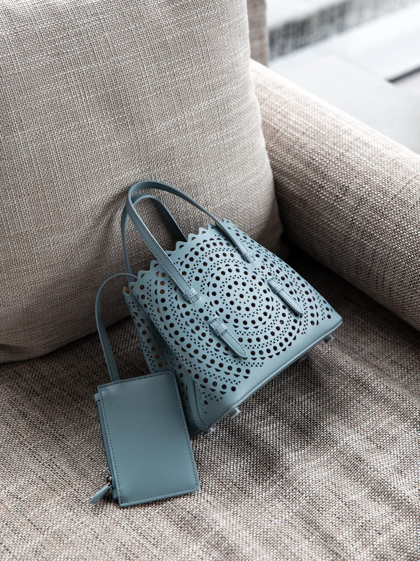 Genuine Leather Wave Hollow Carved Vegetable Basket High-grade Women's Shoulder Bag