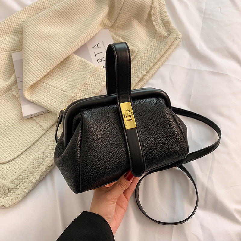 Female Trendy Fashionable Stylish Texture Elegant Handbags