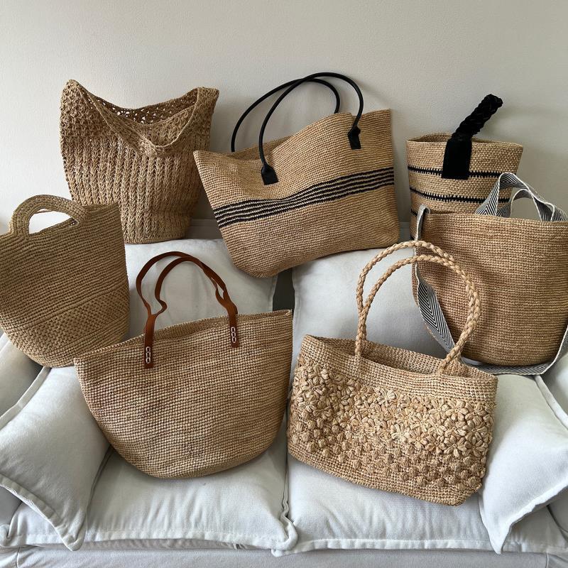 Women's Natural Raffia Hand-woven Summer Commute Vacation Style Beach Tote Bags