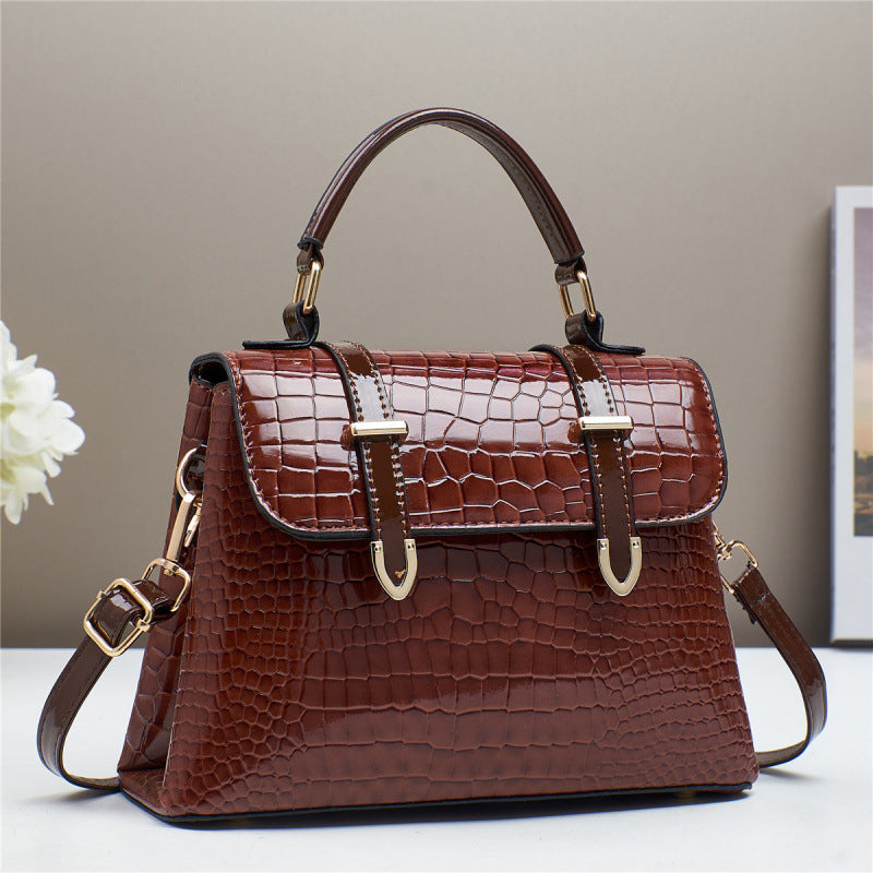 Comfortable Women's Crocodile Pattern Bright Leather Women's Shoulder Bag