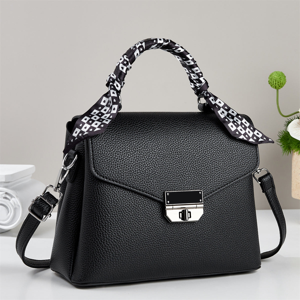 Women's Retro Easy Matching Style Fashionable Top Women's Handbag