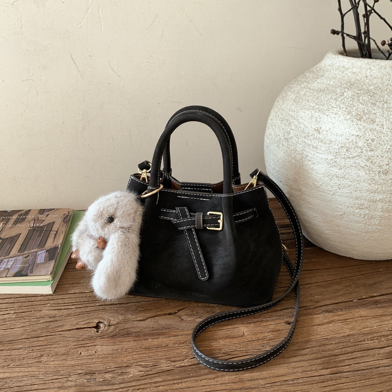 Pretty Women's Retro Simple Fashion Textured Women's Shoulder Bag
