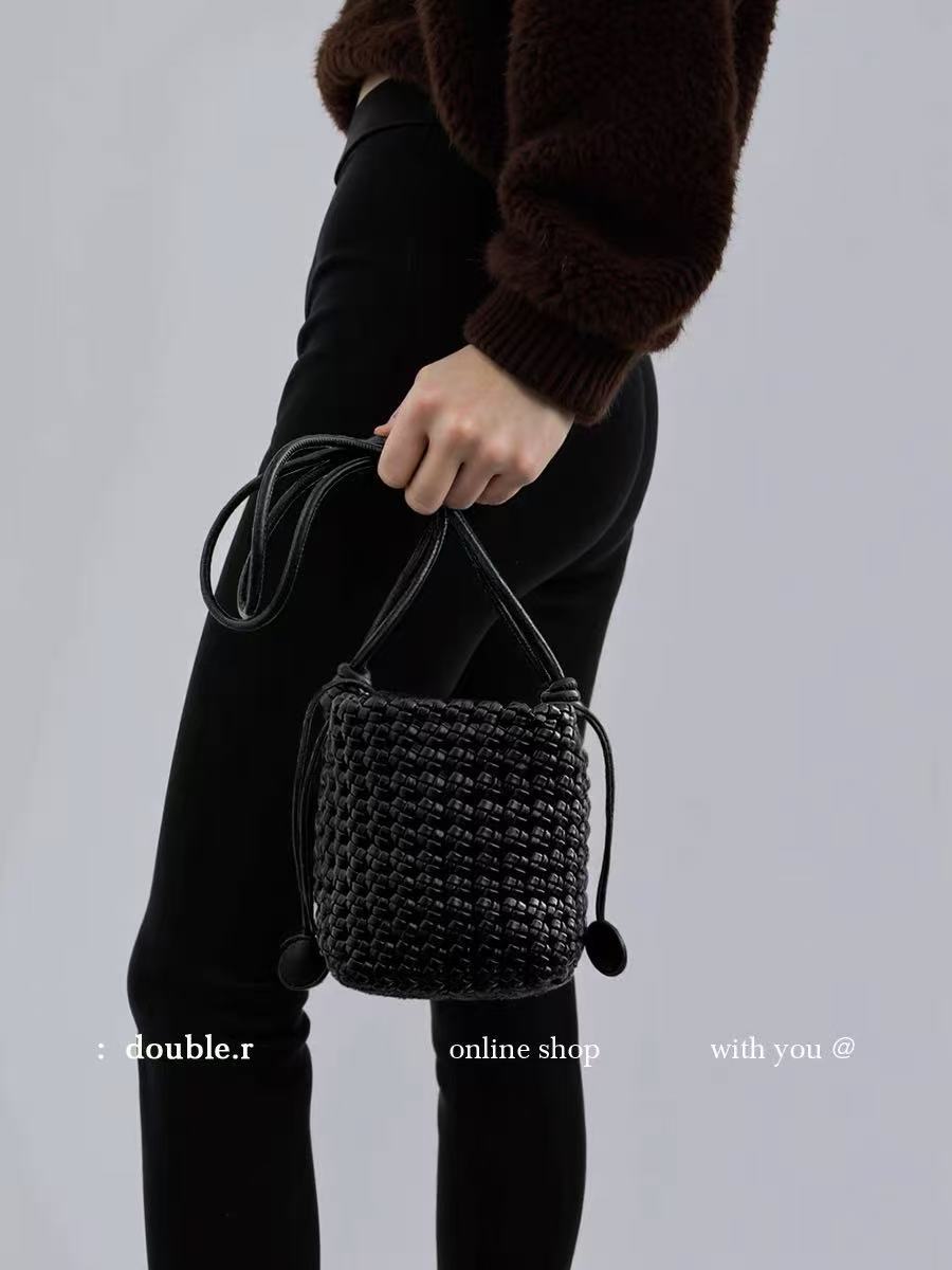 Fashion Handmade Woven High-grade Food Basket Mini Underarm Mother Bucket Bags