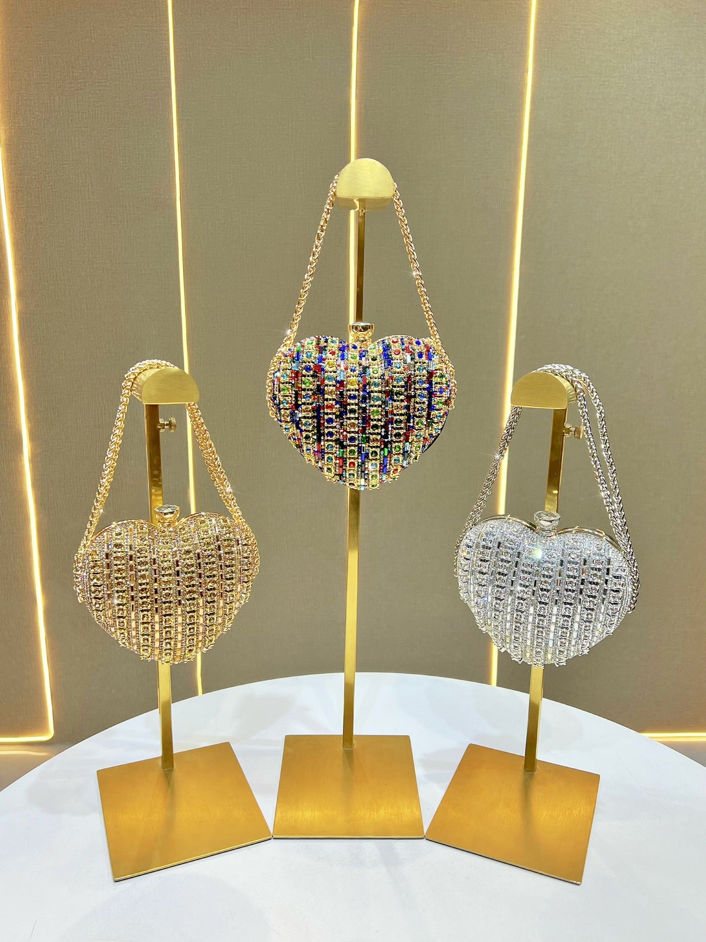 Fashion Rhinestone Chain Pouch Minority High Bags