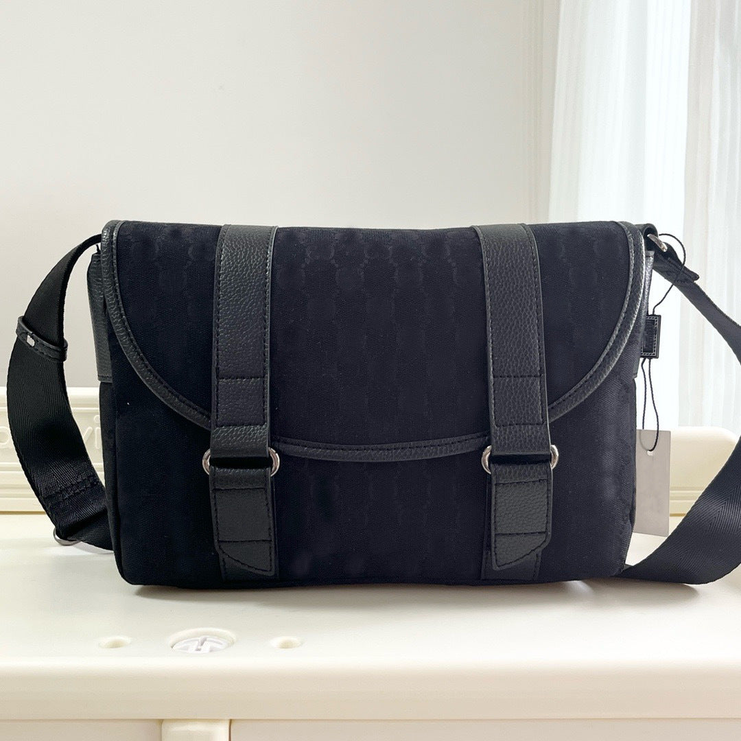 Men's Home Large Capacity Presbyopic Flip Retro Plaid Poor Shoulder Bags