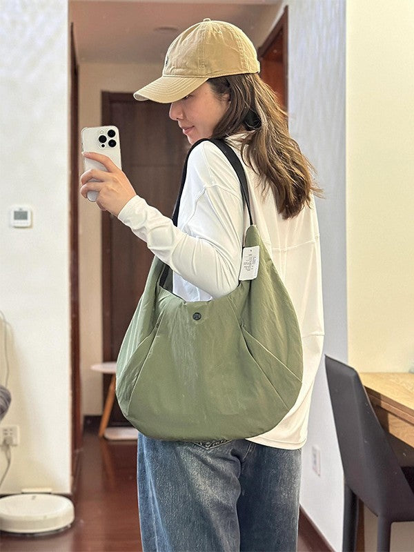 Croissant Waterproof Nylon Yoga Fitness Lightweight Large Capacity Women's Shoulder Bag