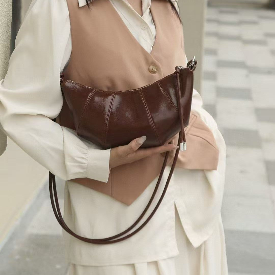 Women's Genuine Leather Design Commuter Dumplings Croissant Women's Messenger Bag