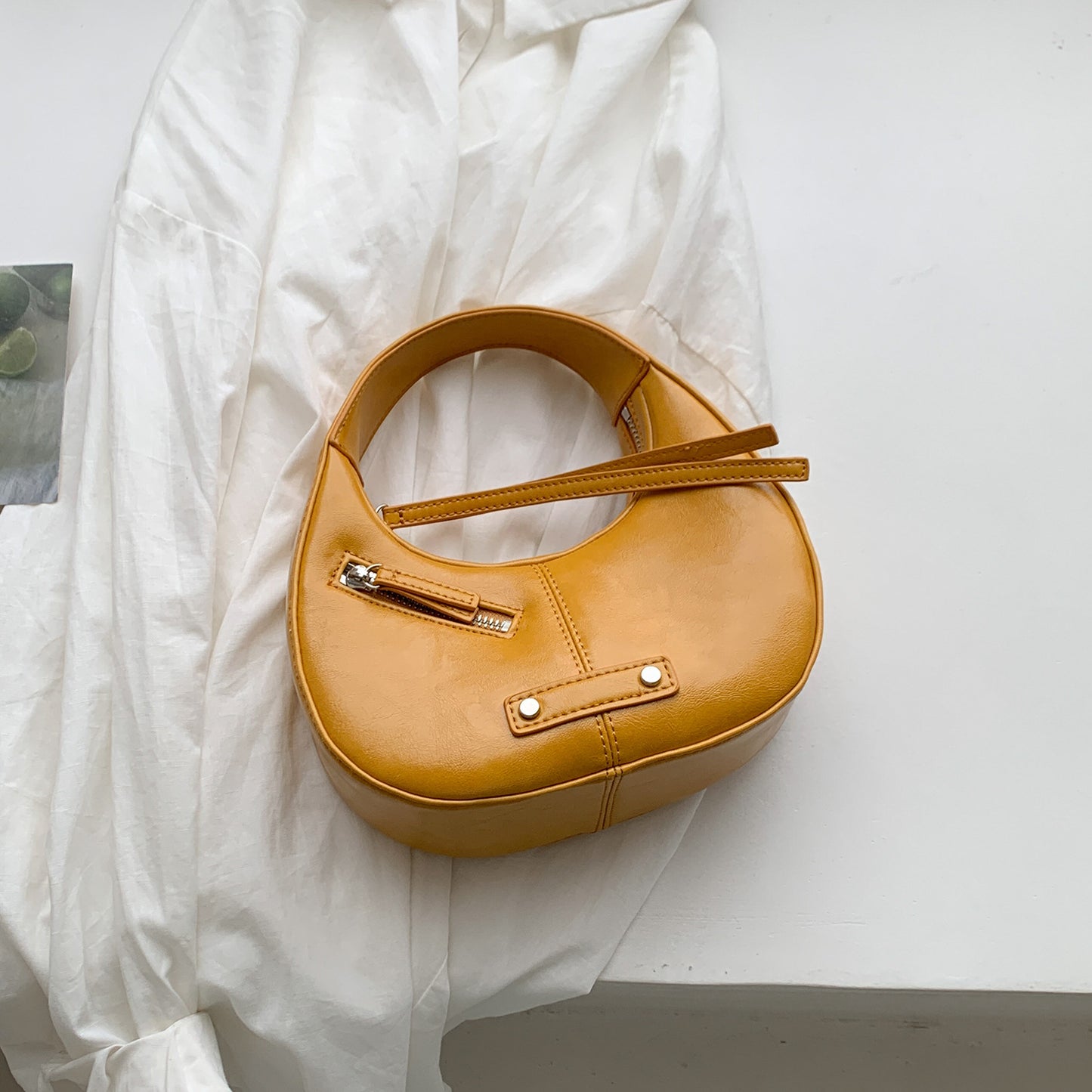 Korean Style Retro Shaped Carrying Niche Fashion Bags