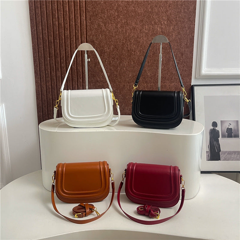 Women's High-grade Saddle Leisure Commute Flip Design Women's Messenger Bag