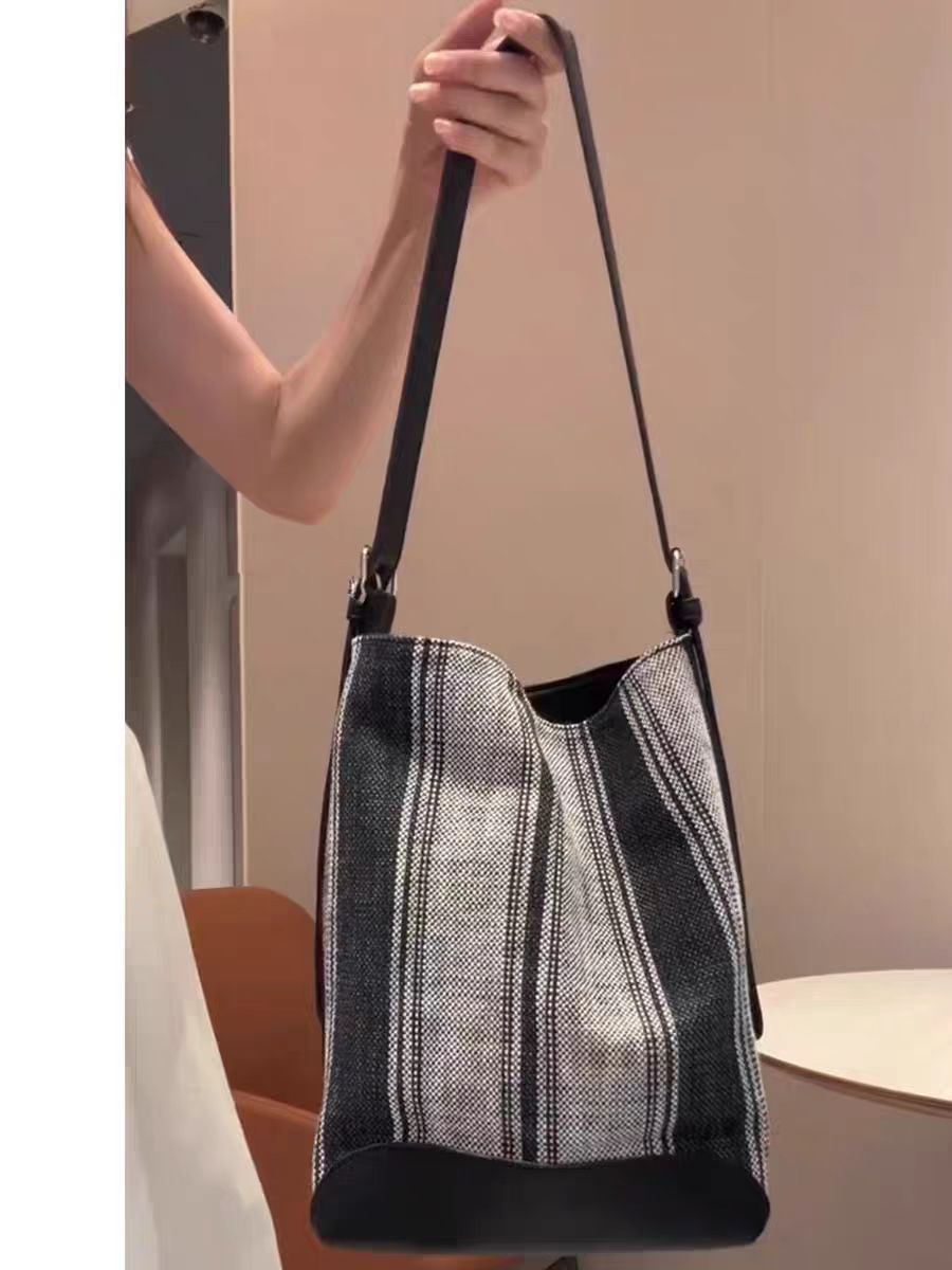 Vintage Stripe Idle Style High Sense Women's Messenger Bag