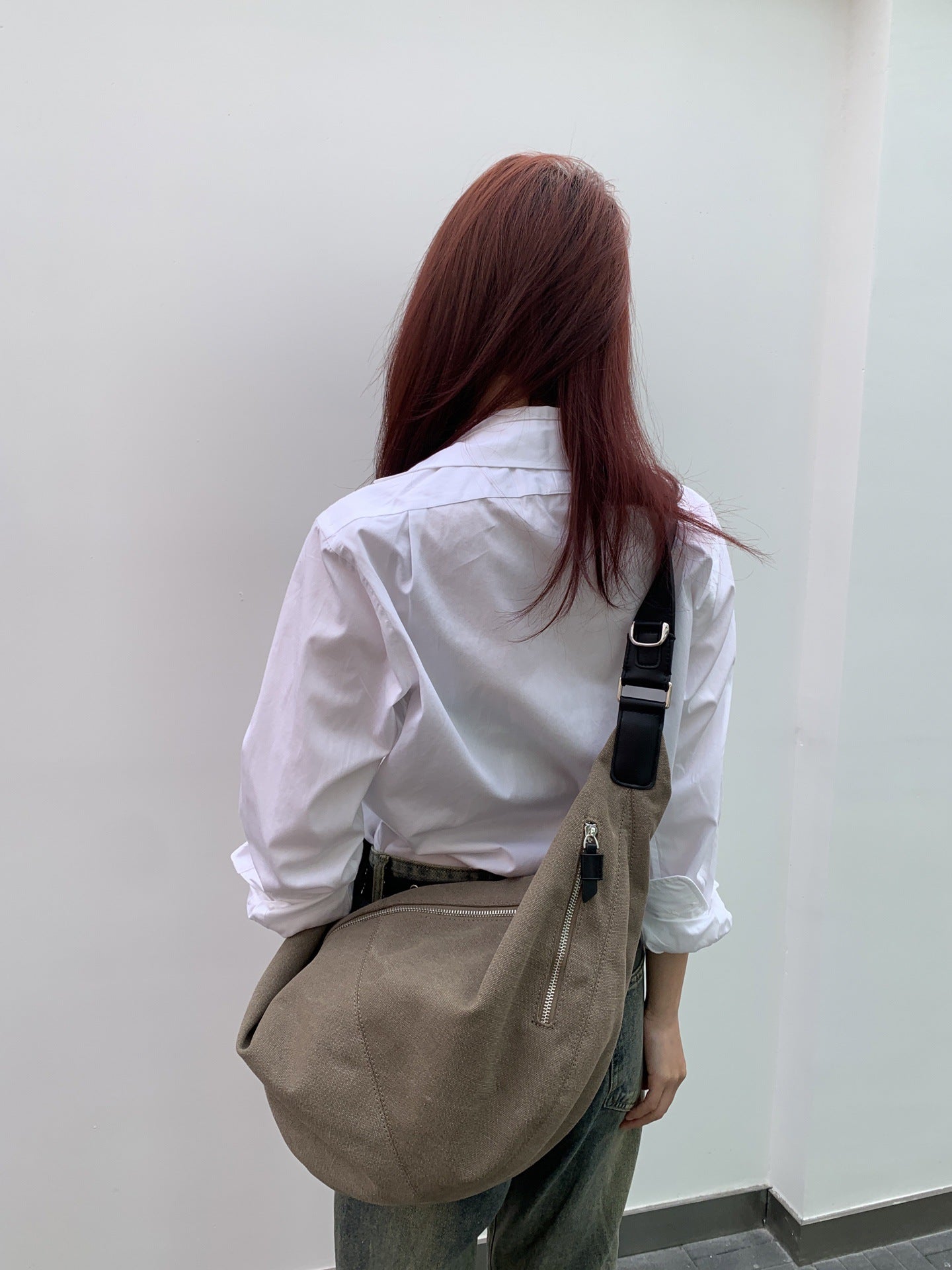 Women's Ge Large Capacity Retro Commuter Croissant Rocket Bags