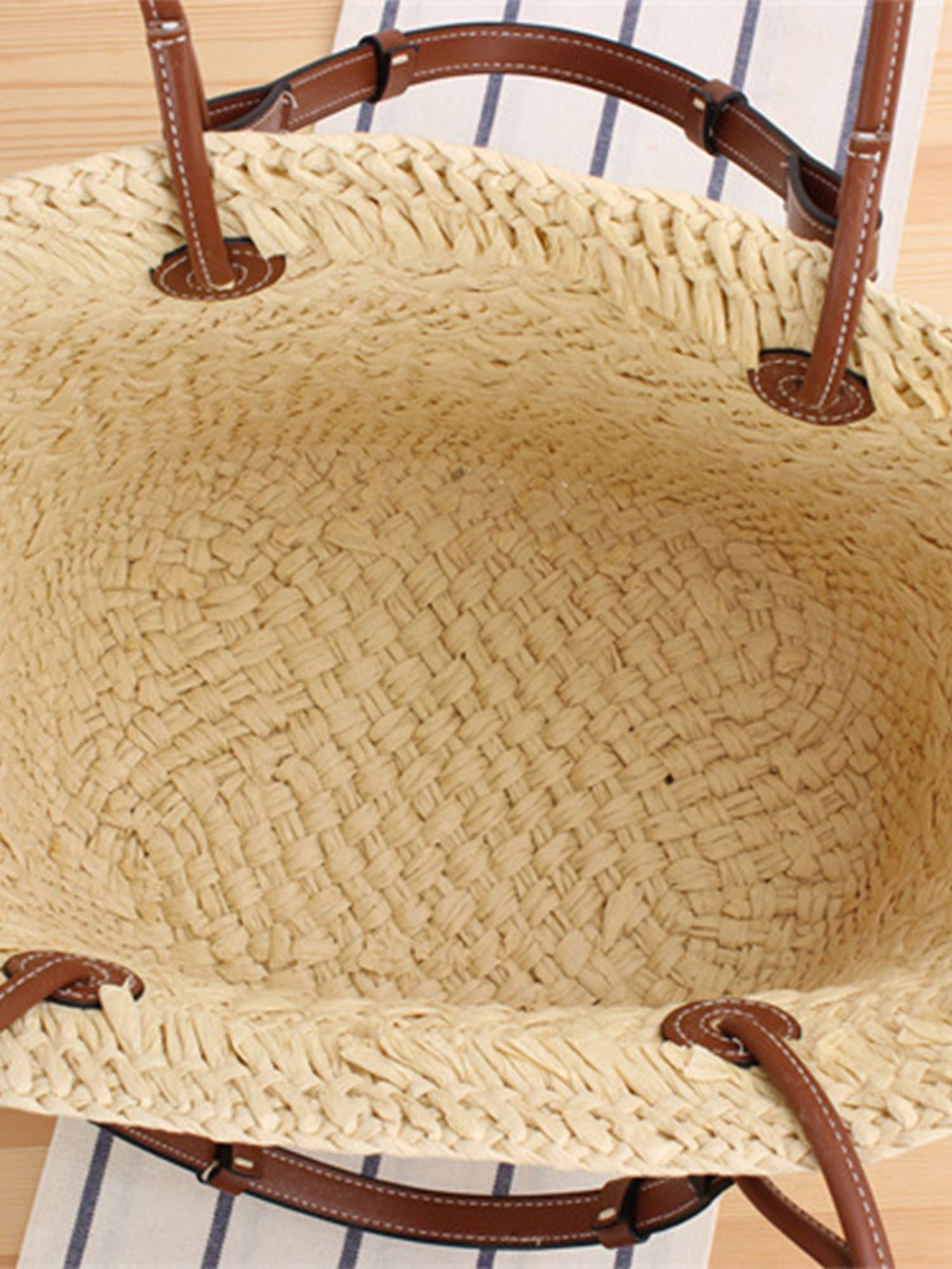 Women's Style Fashion Solid Color Woven Retro Contrast Large Capacity Bags