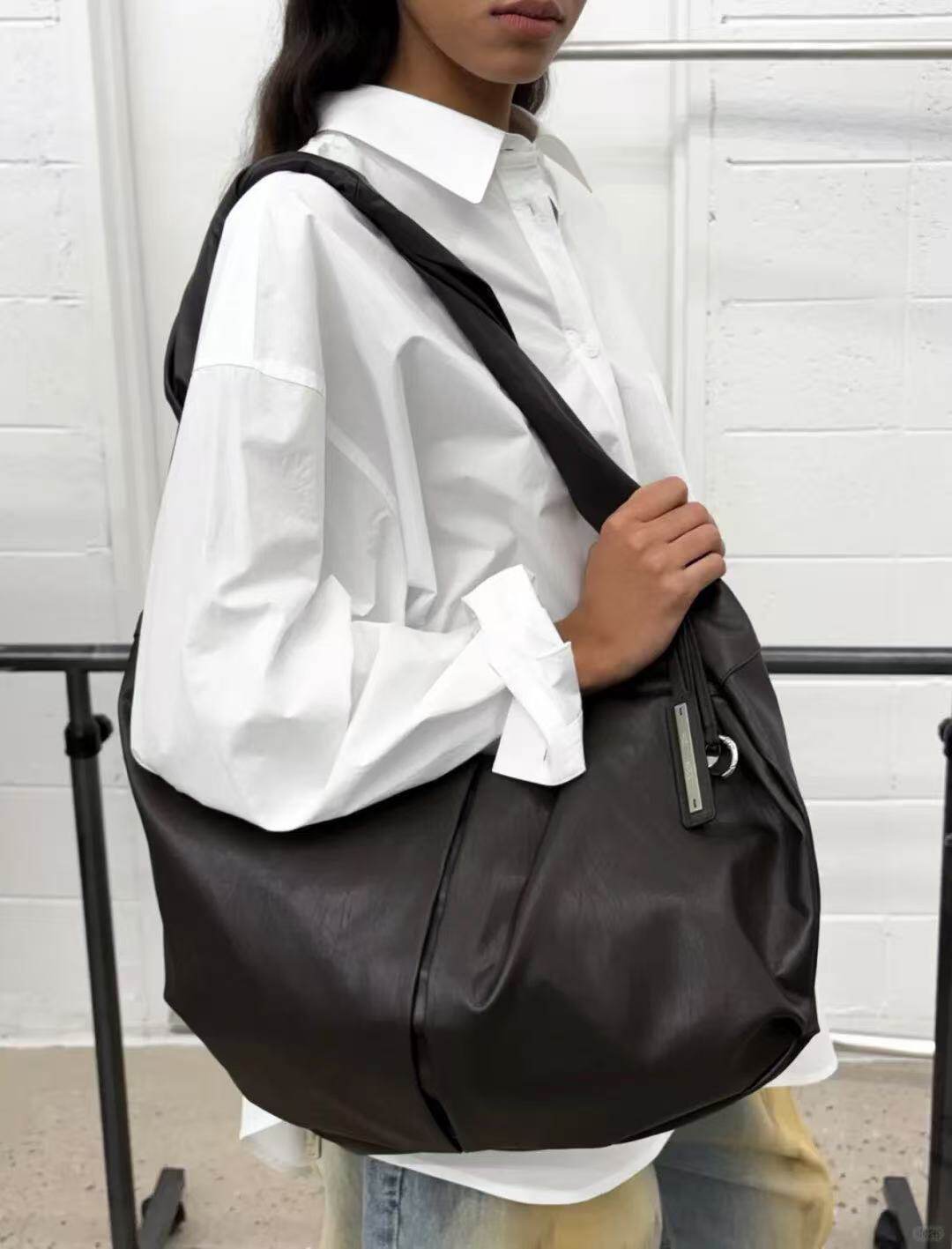Kosong Croissant Ning Retro Wind Large Women's Shoulder Bag
