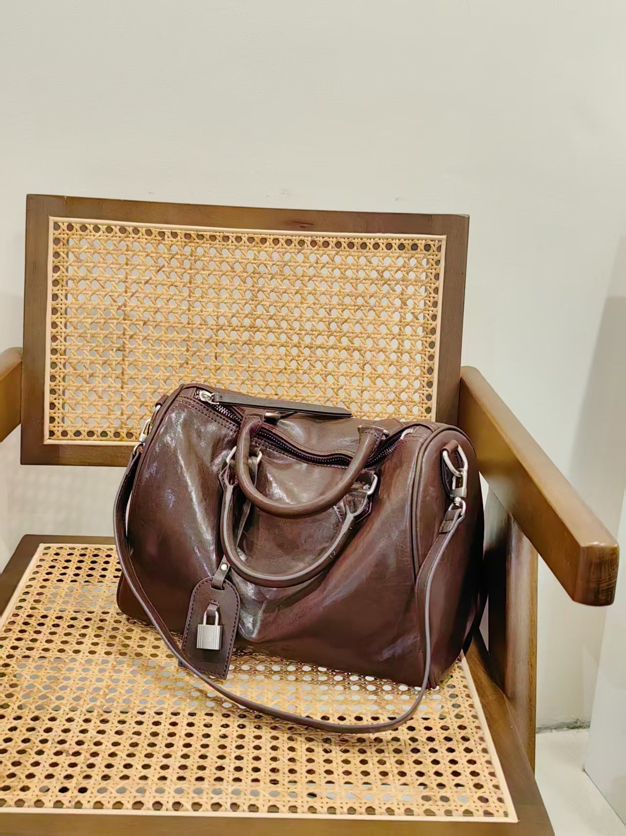 Boston Leather Pillow High-grade Simple Commute Bags