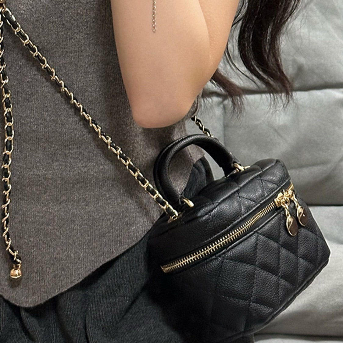 Female Classic Style High Sense Diamond Commuter Chain Women's Shoulder Bag