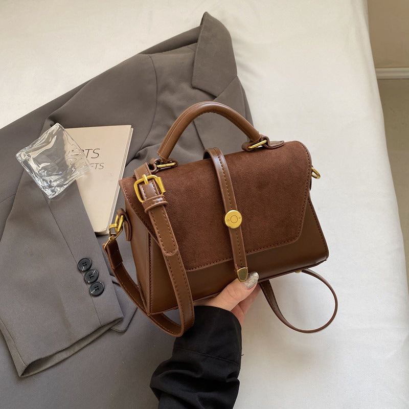 Women's Four-hand High-grade Retro Easy Matching Women's Messenger Bag