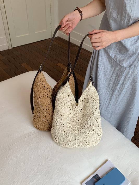 Korean Style Art Woven Mori Seaside Hollow Holiday Women's Shoulder Bag