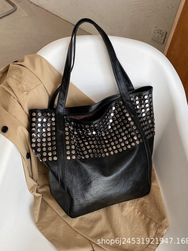Women's Thick Rivet Large Capacity Shopping Portable Underarm Motorcycle Women's Shoulder Bag