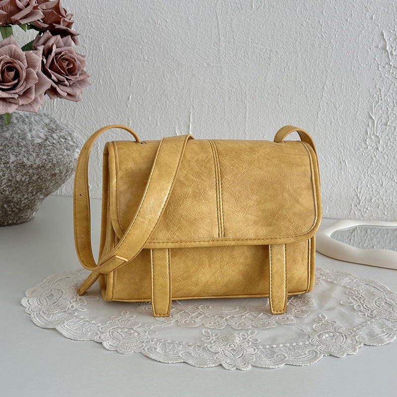 Women's Elegant Simple Retro Commuter Large Capacity Bags
