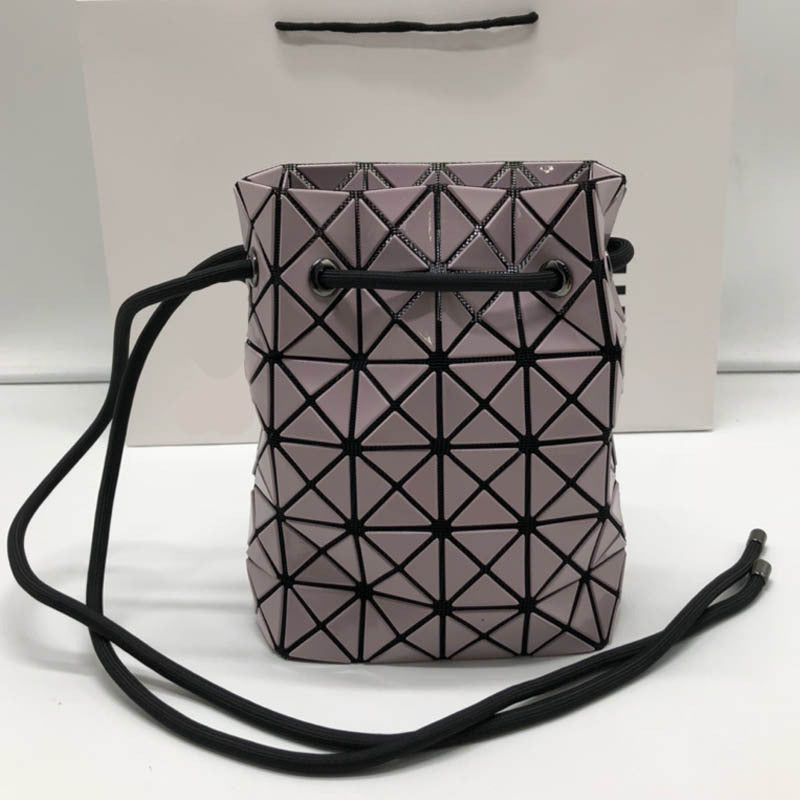 Women's Drawstring Two Colors Glossy Diamond Plaid Women's Messenger Bag
