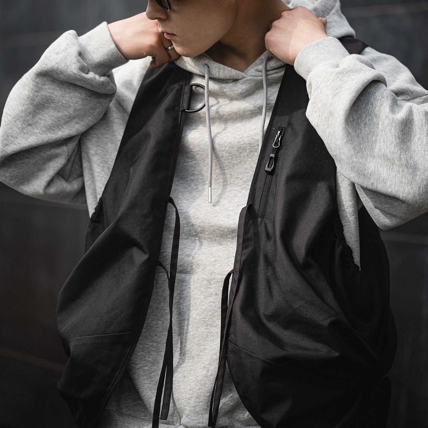 Men's Vest Sleeveless Tank Top Coat Men's Shoulder Bag