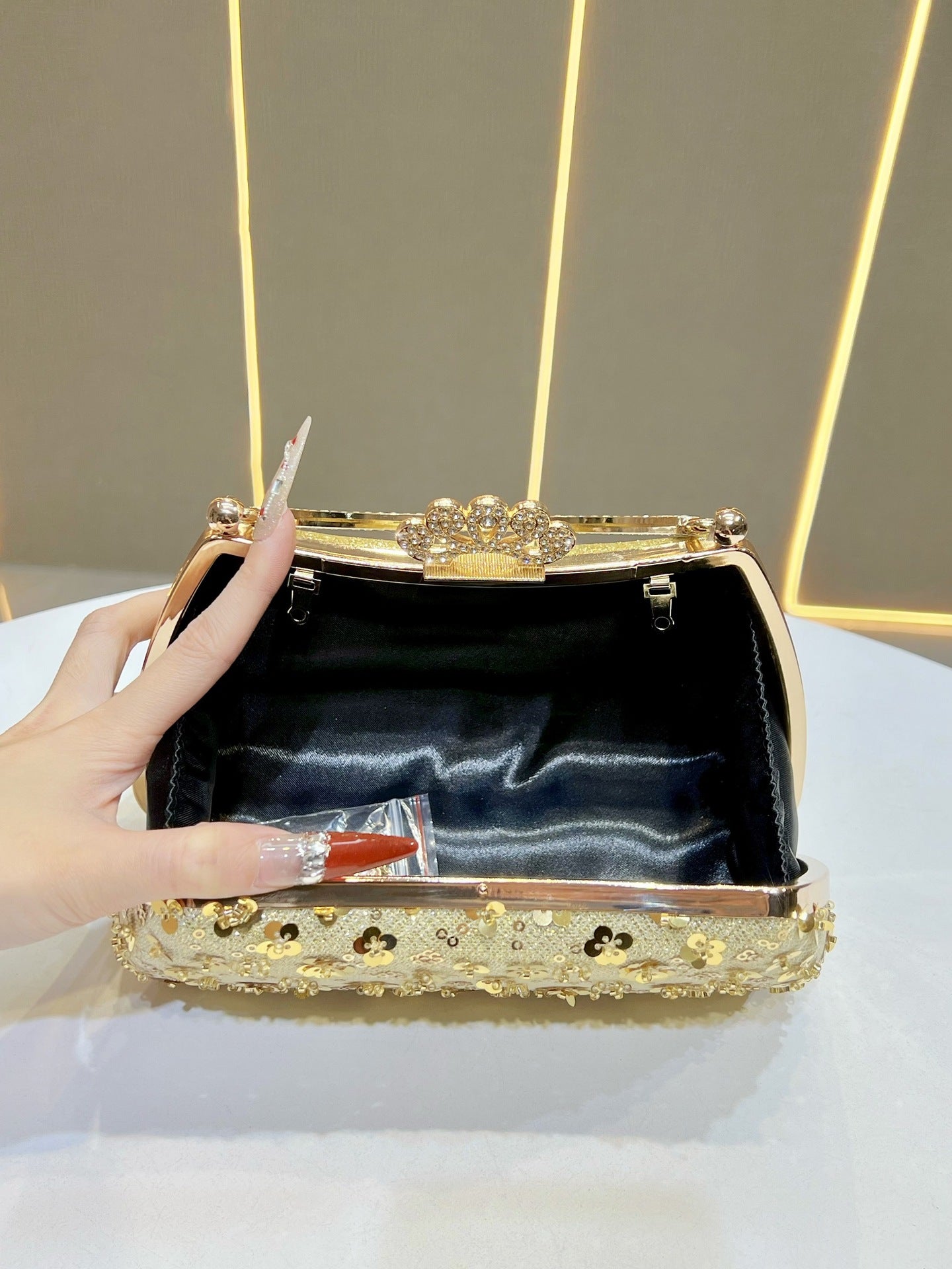 Women's Sequin Fashion Premium Chain Banquet For Dinner Bag