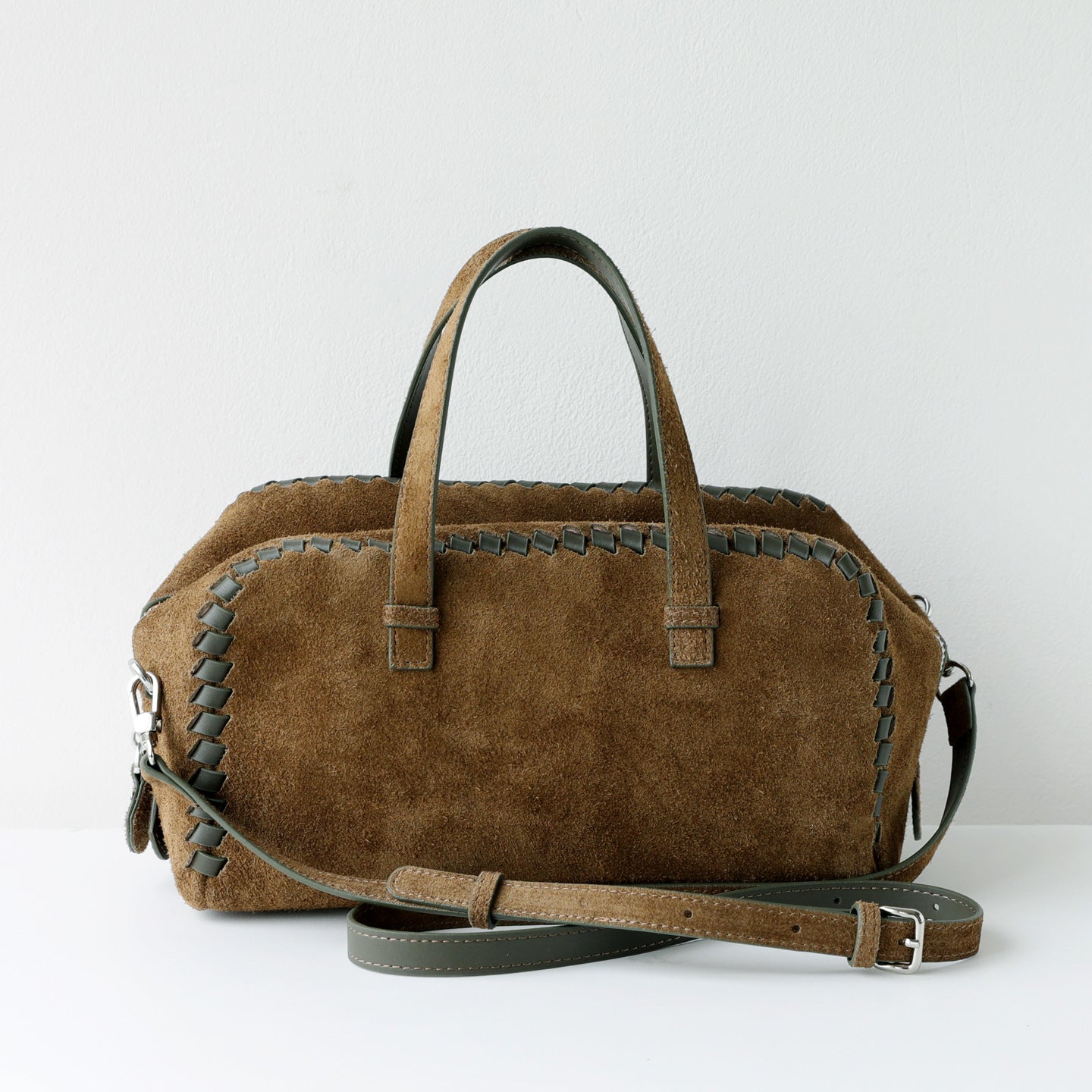 Women's Retro Frosted Cowhide Woven Large Capacity Portable Women's Leather Bag