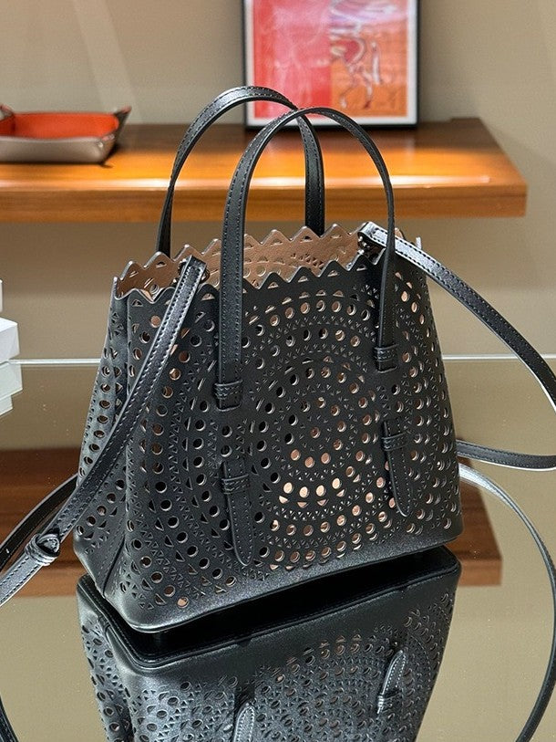 Women's Wave Hollow Carved Vegetable Basket French Bags