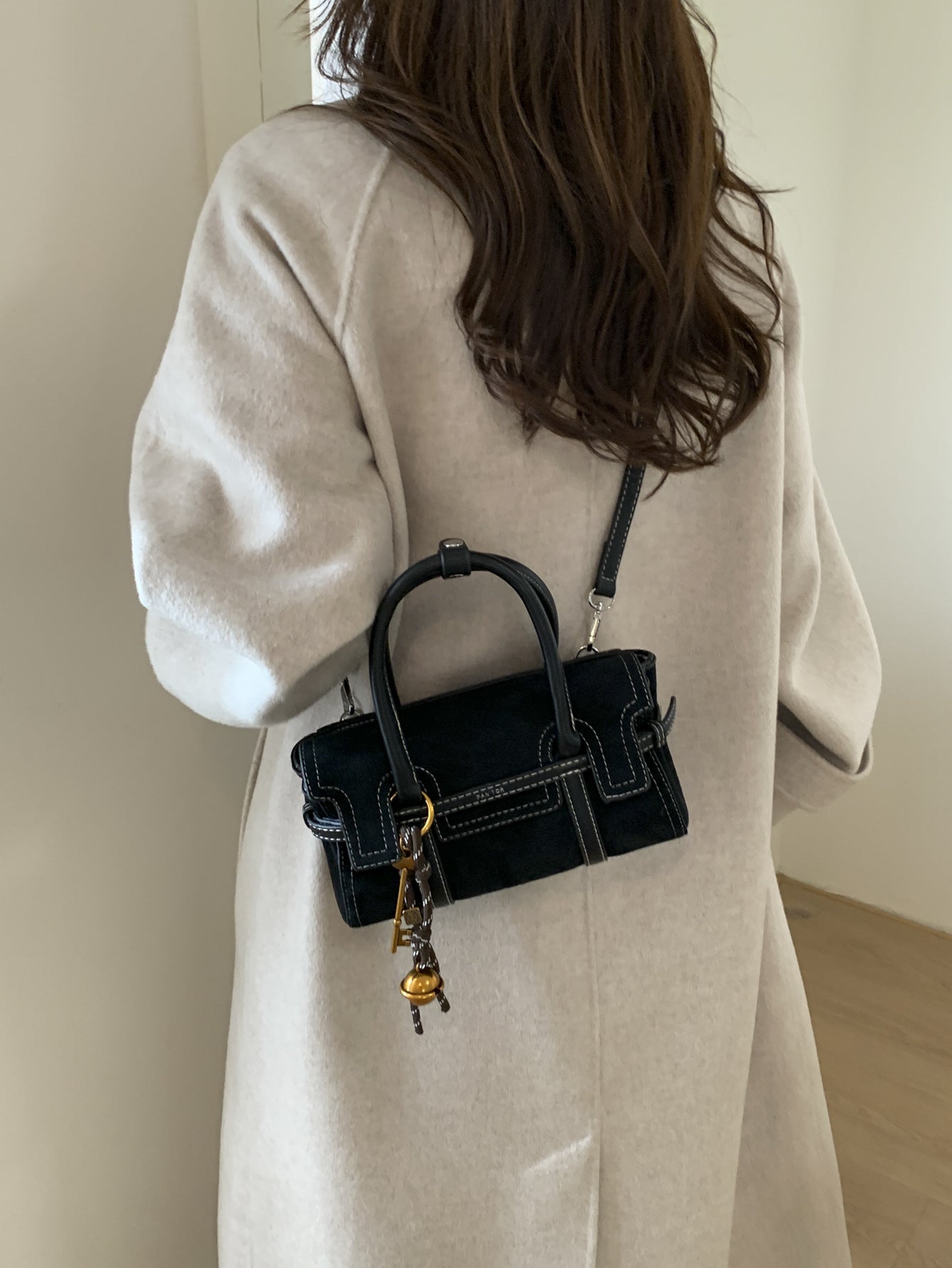 Women's Retro Frosted Autumn Design Advanced Suede Women's Messenger Bag
