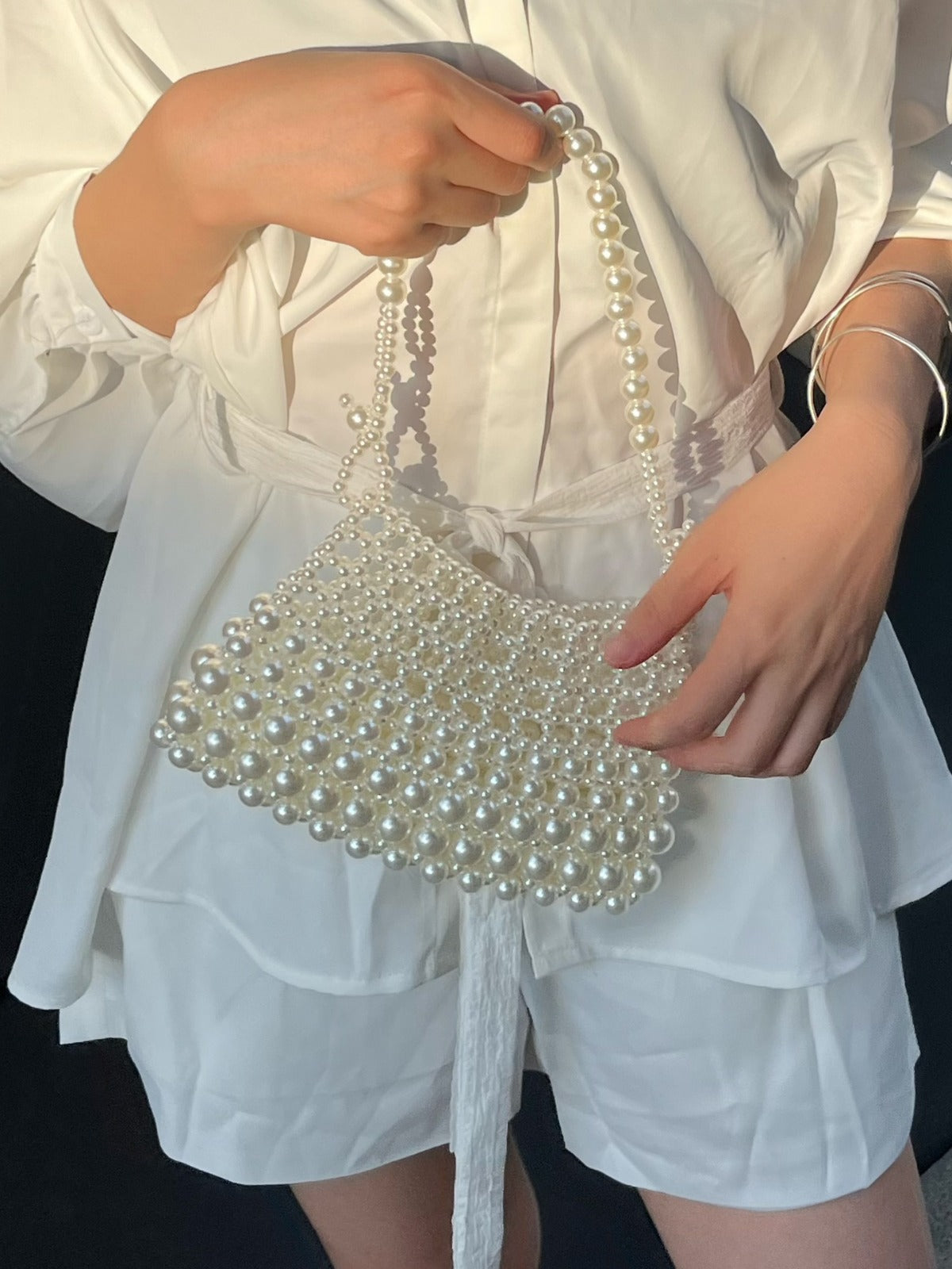 Women's Retro French Bow Flower Chain Hand-woven Beads Pearl Bags