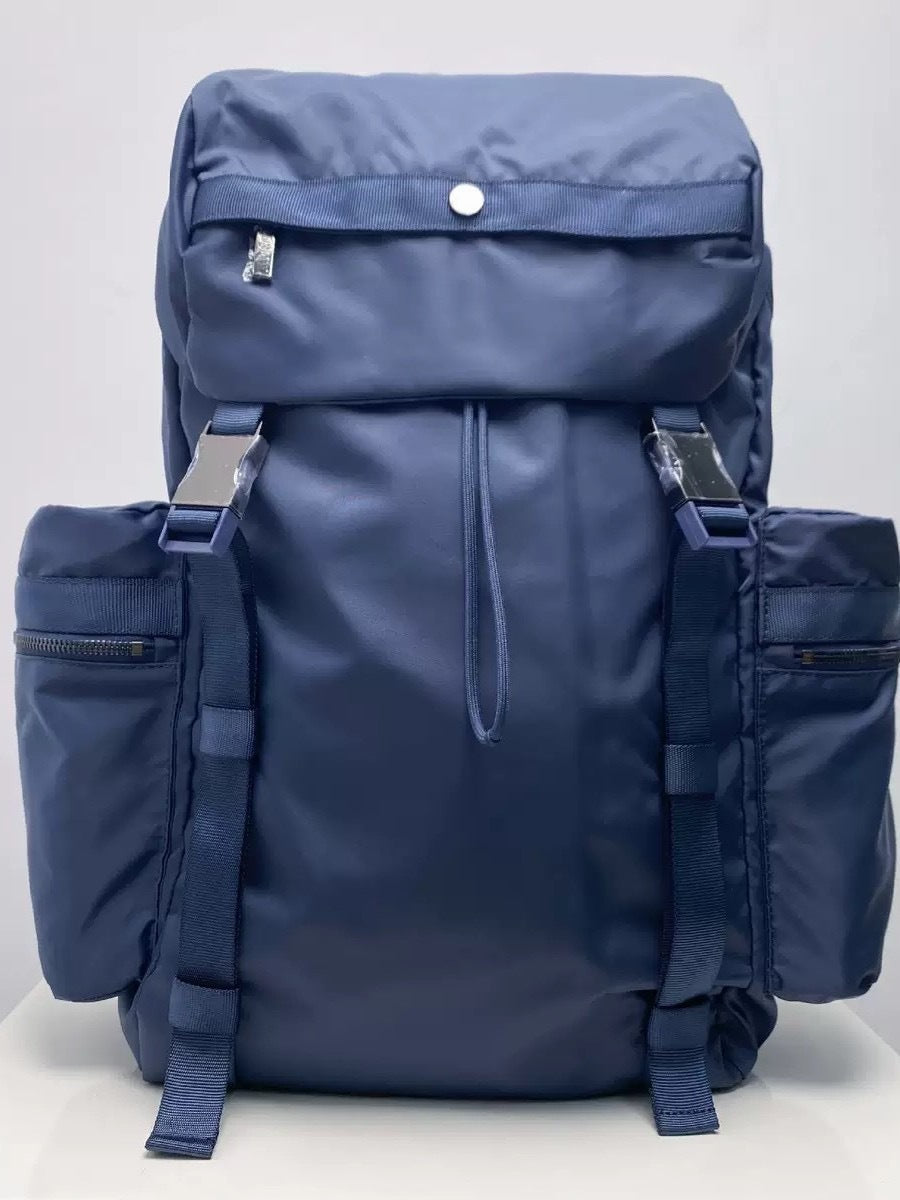 Trendy Couple Large Capacity Waterproof Commuter Bags