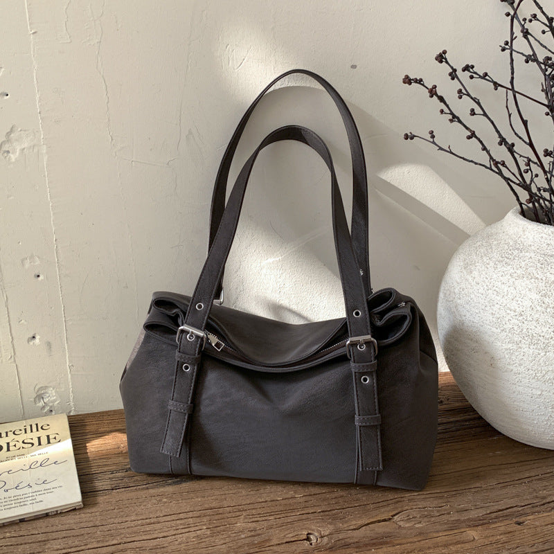 Pretty Creative Women's Retro Good-looking Commuter Handbags