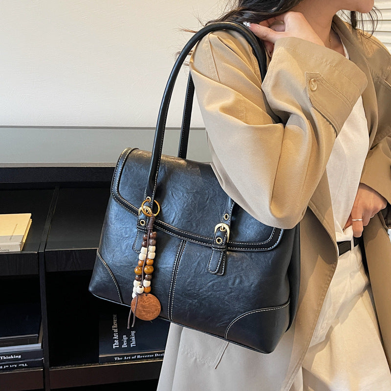 Women's Korean Style Contrast Color Commuter Retro Easy Matching Underarm Tote Bag