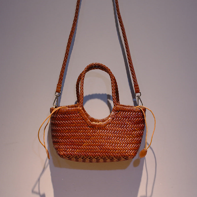 Women's Korean Retro Curved Mouth Woven Authentic Leather Weave Vegetable Women's Handbag