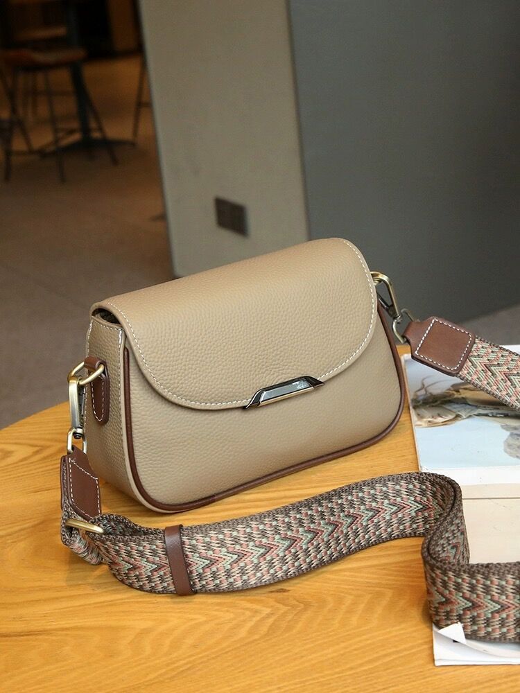 Women's Soft Leather Fashion Large Capacity Small Square Bag