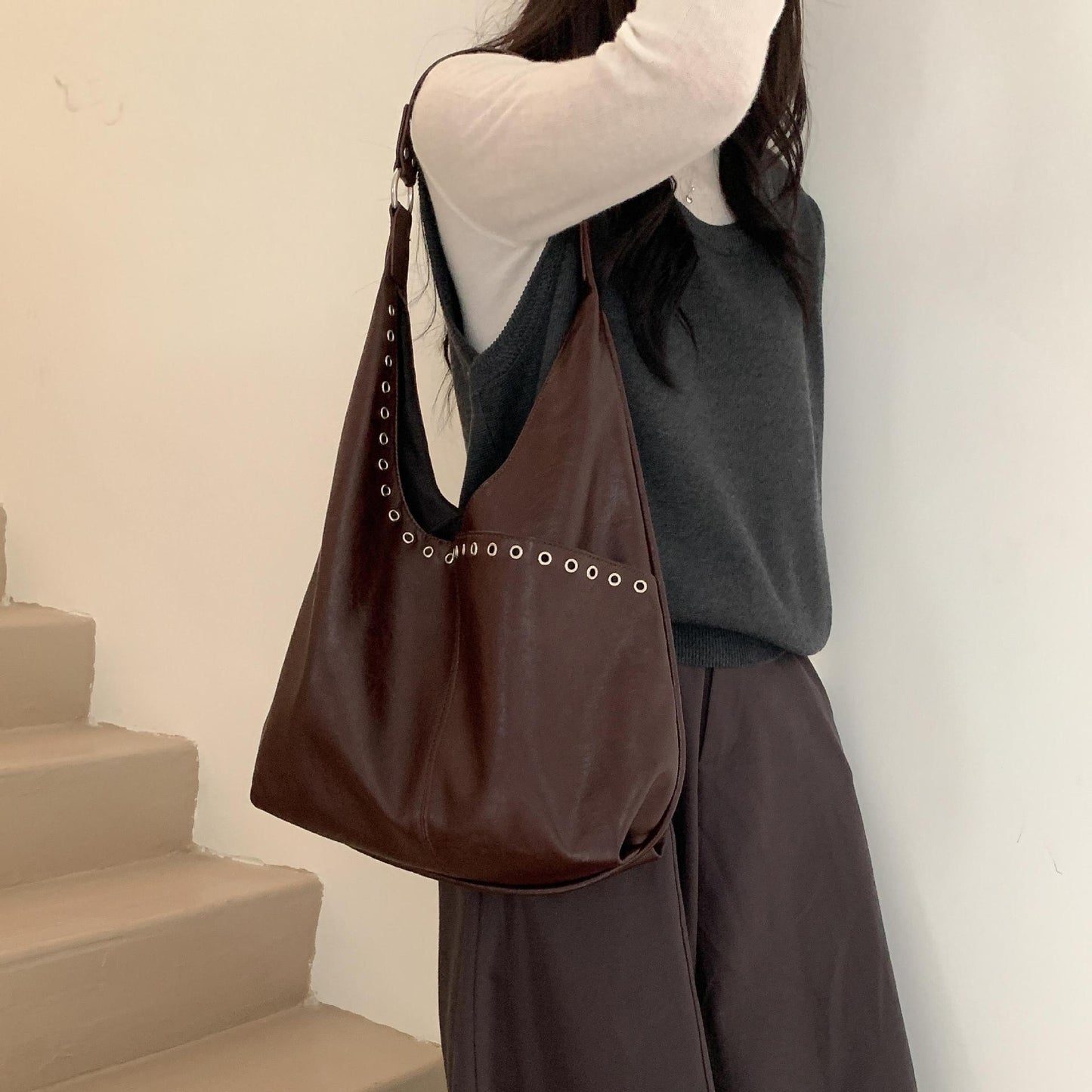 Women's Korean Style Soft Leather Big Fashion Commuter High Sense Women's Shoulder Bag