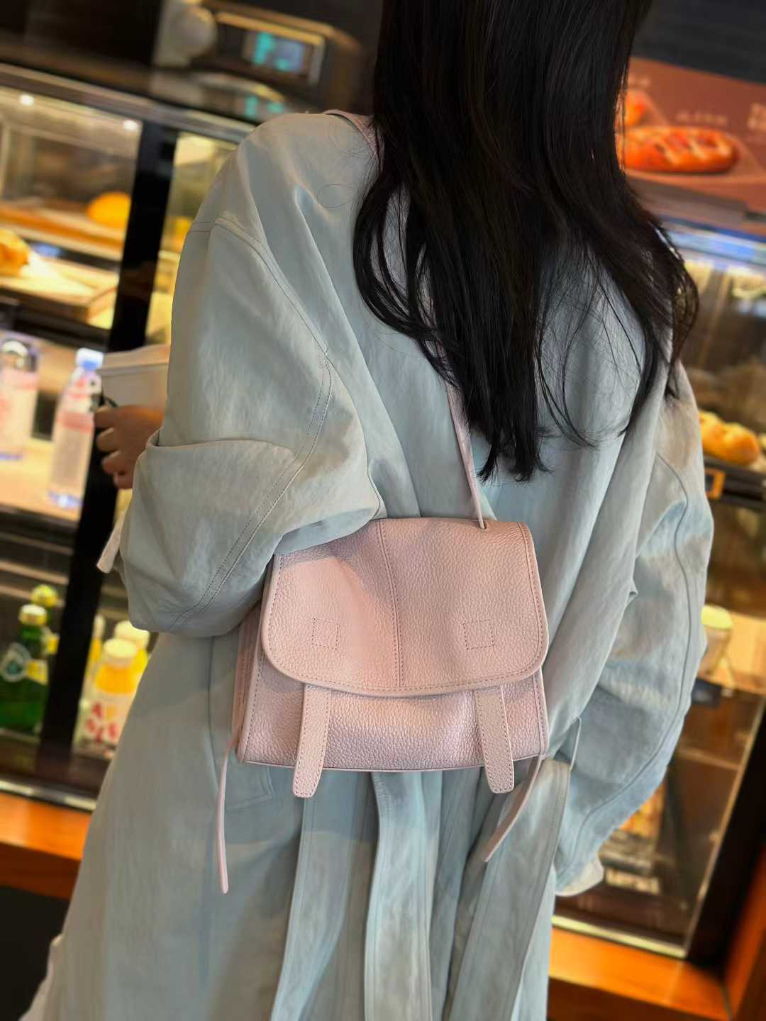 Women's Retro Flip Minimalist Underarm Commuter Women's Shoulder Bag
