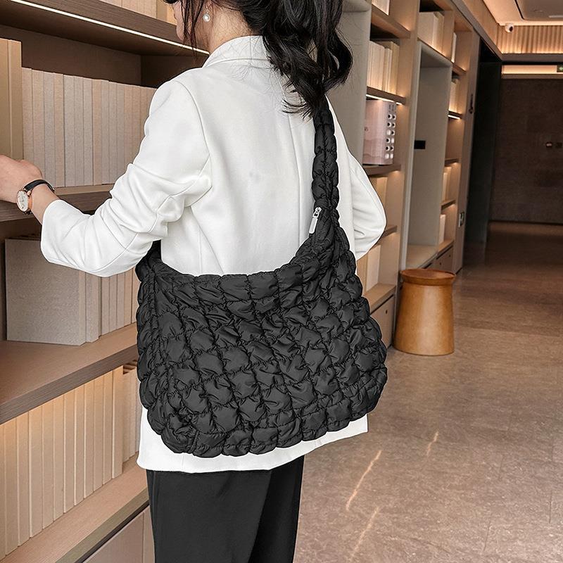 Women's Portable Dumpling Large Capacity Down Cotton Women's Shoulder Bag