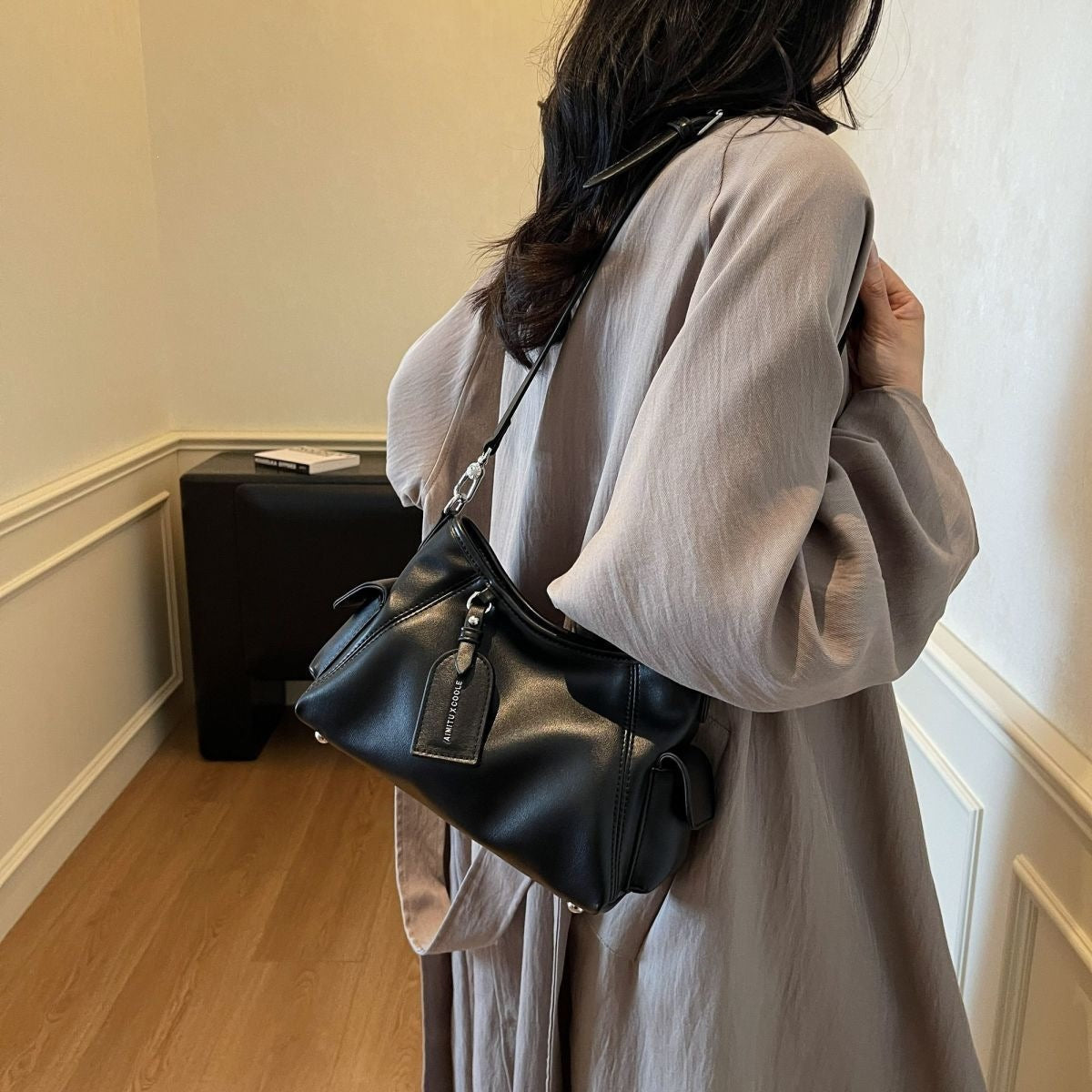 Women's Minority Simple Korean Texture Commuter One Women's Shoulder Bag
