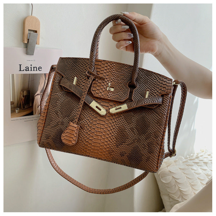 Women's Affordable Luxury Fashion High-grade Underarm Large Capacity Women's Shoulder Bag
