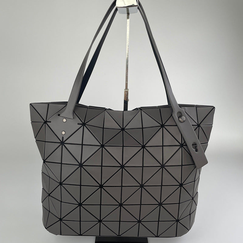 Women's Spring Rock Geometric Rhombus Fashion Large Capacity Frosted Women's Shoulder Bag
