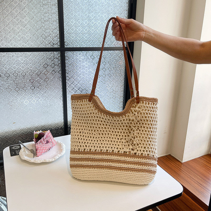 Women's Large Capacity Hollow Fashionable Stylish Color Matching Women's Shoulder Bag